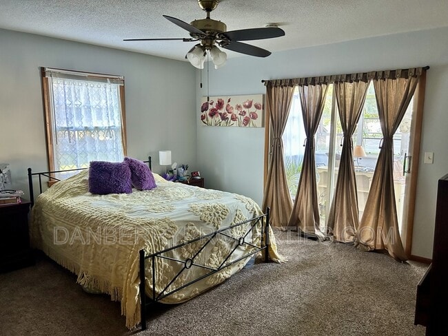 Photo - 4126 Newcastle Dr Unidad #1