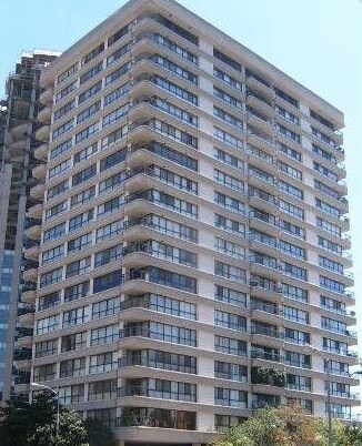 Primary Photo - The Longford Apartments
