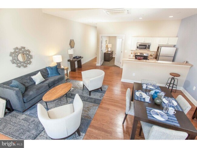600 N Broad St Unit 709