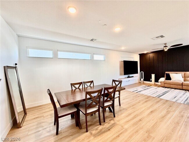 Photo - 3334 Casalette Ln