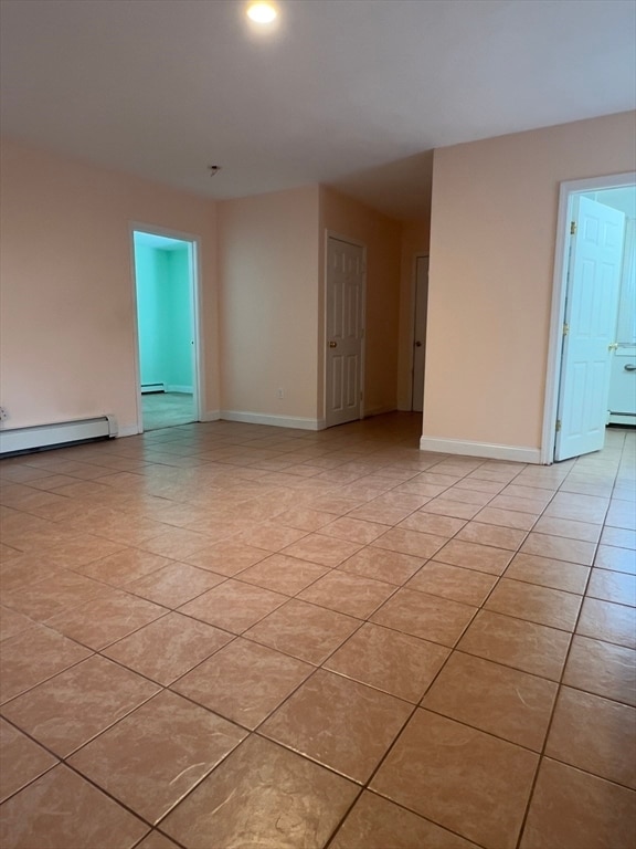 Photo - 9 Russell Holmes Way Unit 2