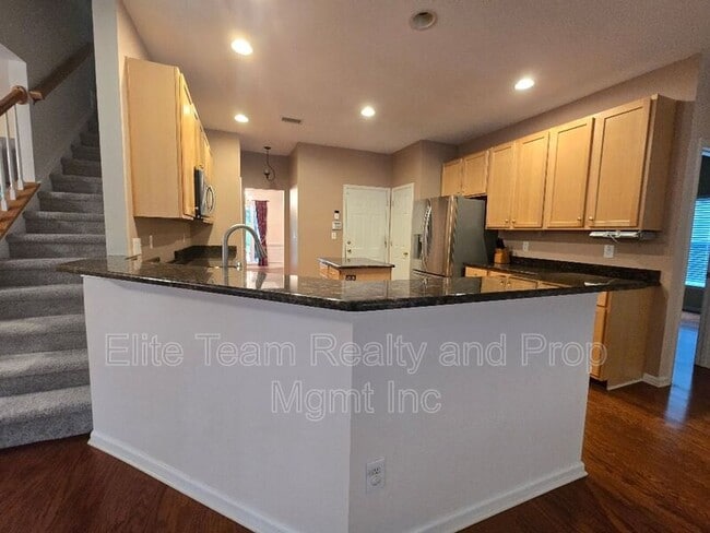 Photo - 8221 Brookings Dr