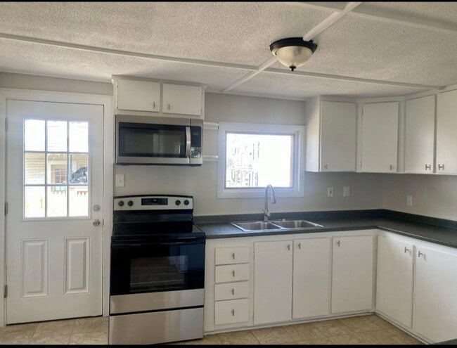 Photo - 14 Springfield Ct