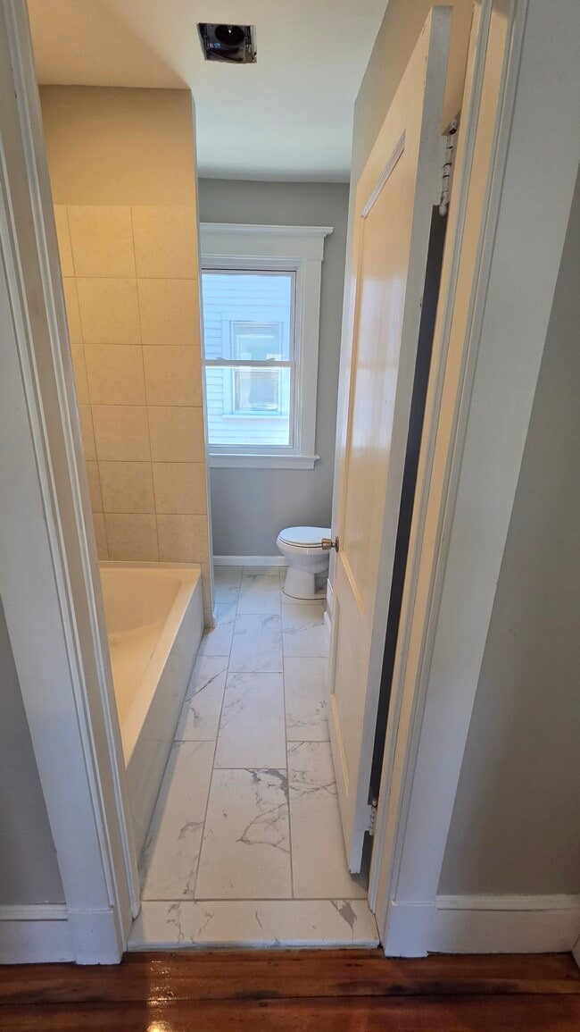 Photo - 26 Whittlesey Ave Unit 2