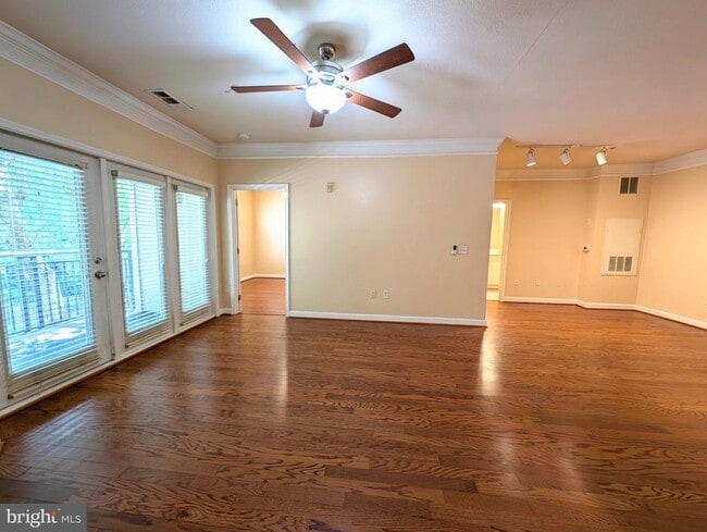 501 Hungerford Dr Unit 236