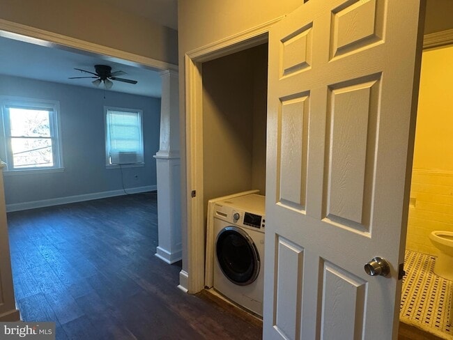 Photo - 157 36th St NE