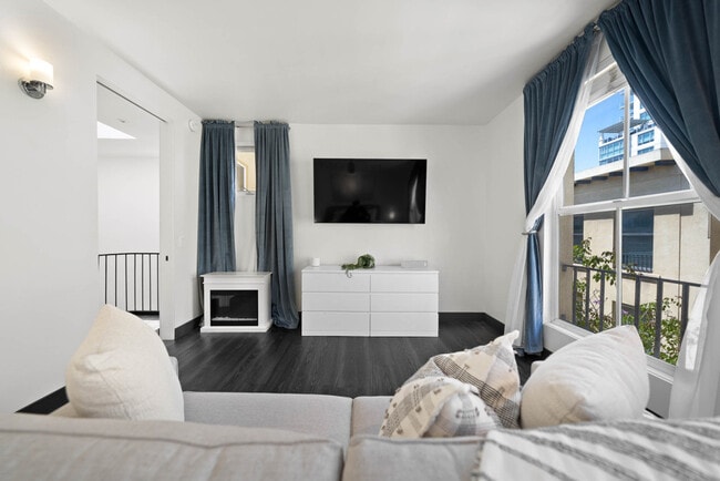 Photo - 1545 Ninth Ave Unidad ID1048814P