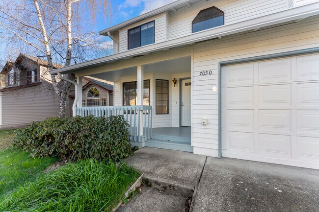 Photo - 7050 SW 174th Ave