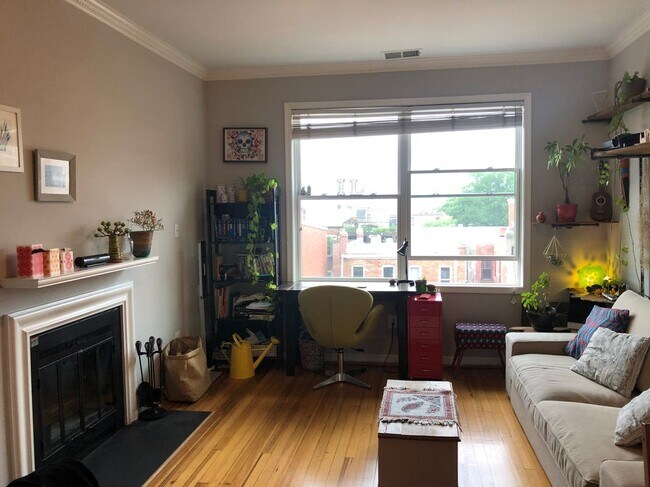 Photo - 1830 California St NW