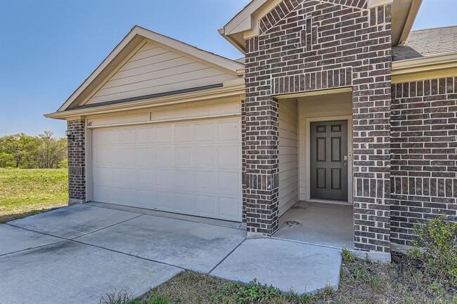 Photo - 6417 Wideleaf Dr