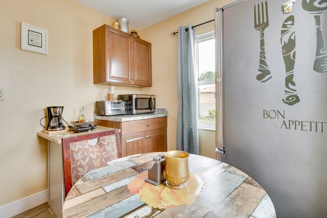 7232 Lazy Hill Dr Unit SI ID1545829P