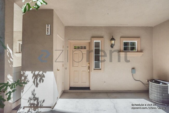 Photo - 727 Northrup St