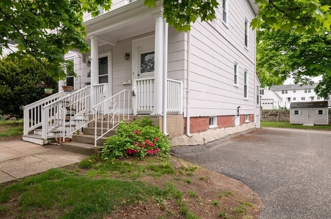 Photo - 9 Emerald St
