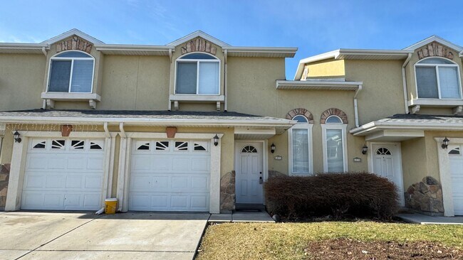Photo - 3 Bedroom 2.5 Bath in West Jordan!
