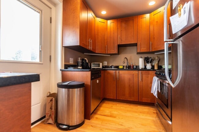 Photo - 28 Linden St