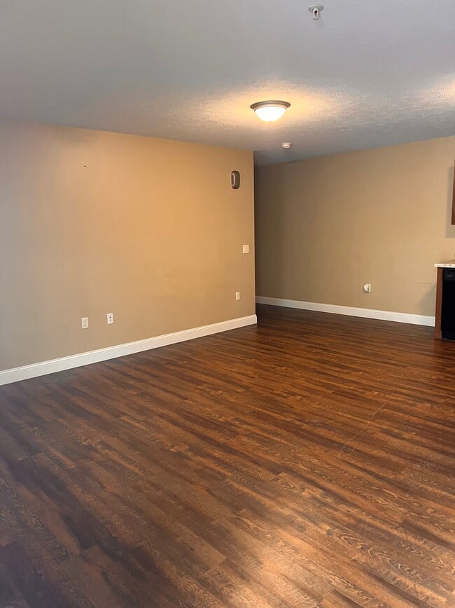 Photo - 205 Locust Ave Unit Apartment