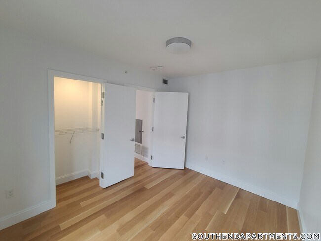 Photo - 150 Camden St Unit 401