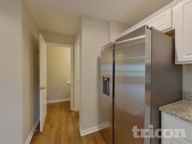 Photo - 608 Millsgate Cir