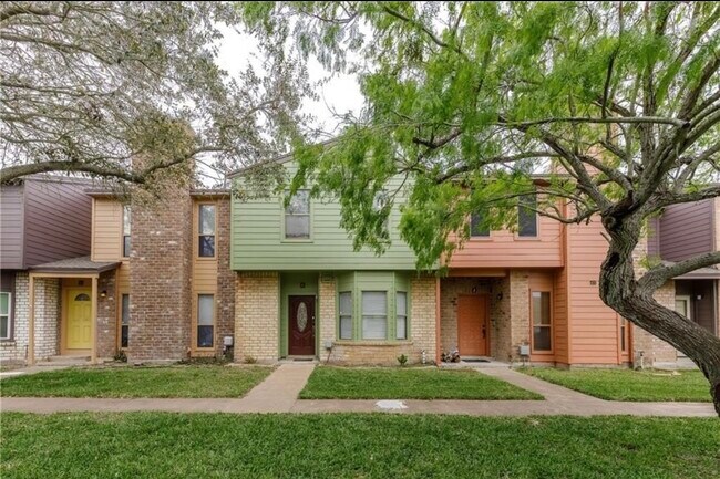 Photo - 2713 Saint Joseph St