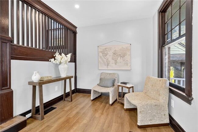 Photo - 3963 Brighton Rd