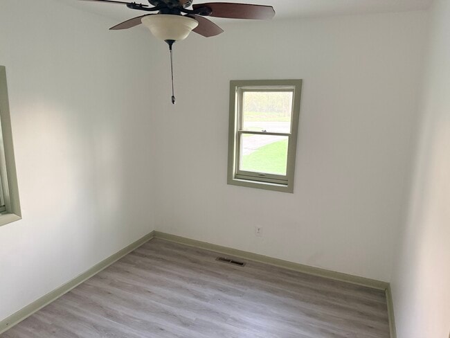 Photo - 39 E Salzburg Rd Unit 1