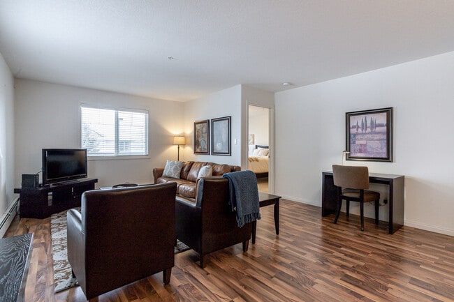 Photo - 1204-156 156 St NW