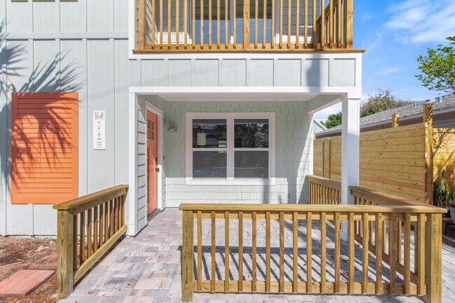 Photo - 112 2nd St