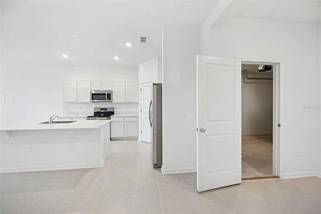 Photo - 2979 Maloof Dr