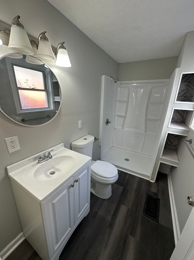 Photo - BEAUTIFUL 3 BEDROOM 1 BATH NEWLY REMODELED