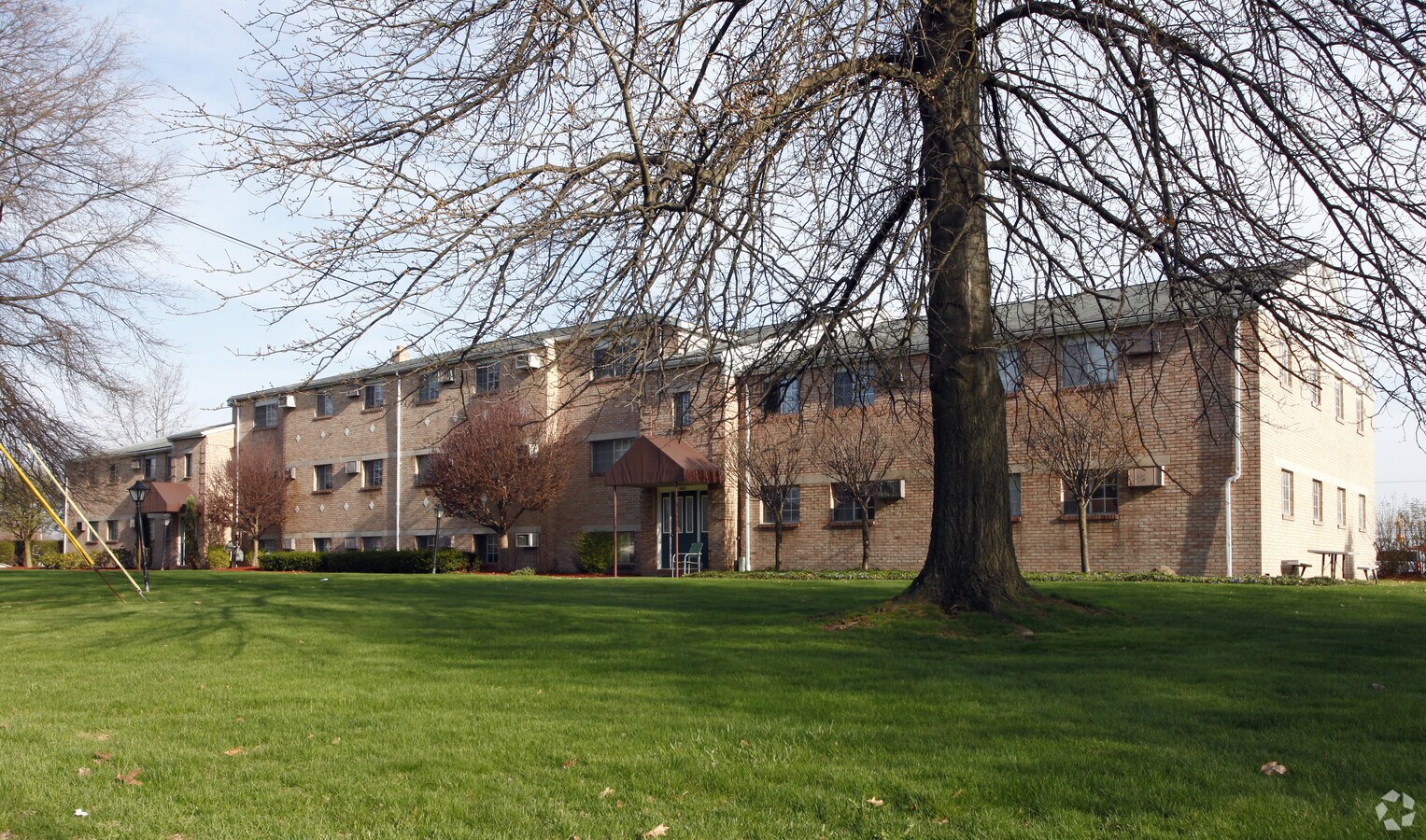 Photo - 6605 Katahdin Dr Apartments