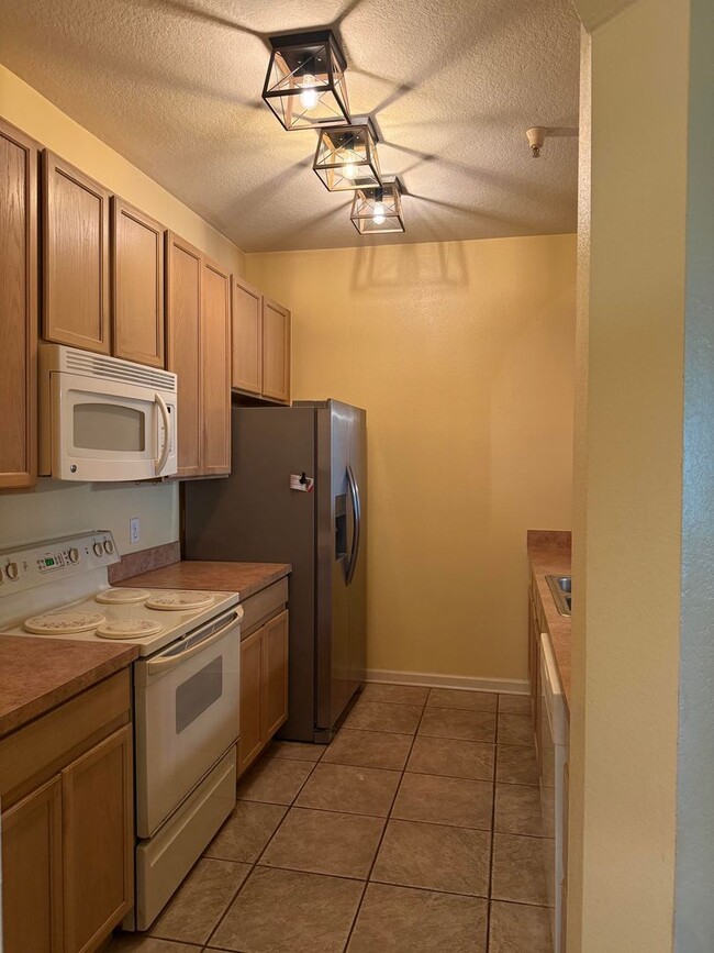 Photo - Lovely condo for Rent