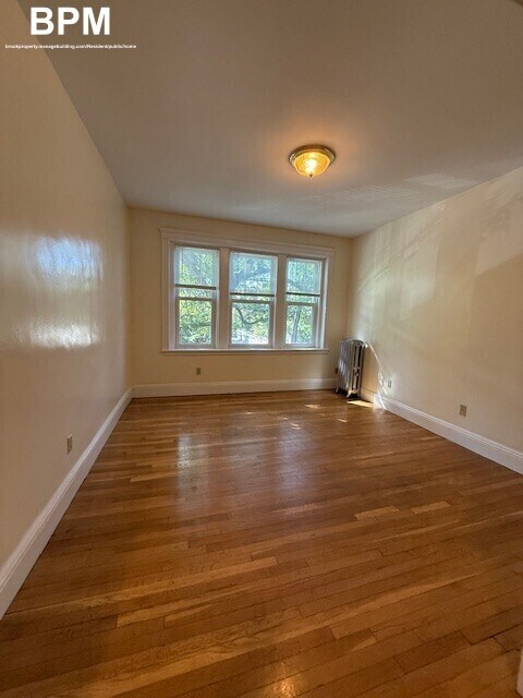 Building Photo - 41 Wendell St Unit 2