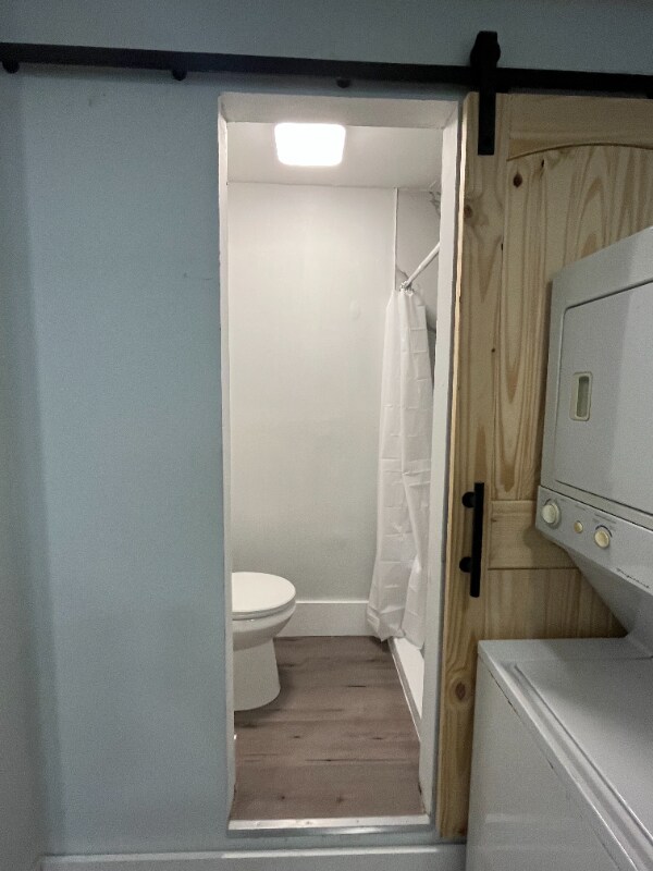 Photo - 740 Jenkins St