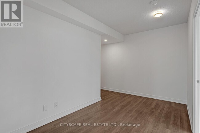 Photo - 30 Samuel Wood Wy Unit 910