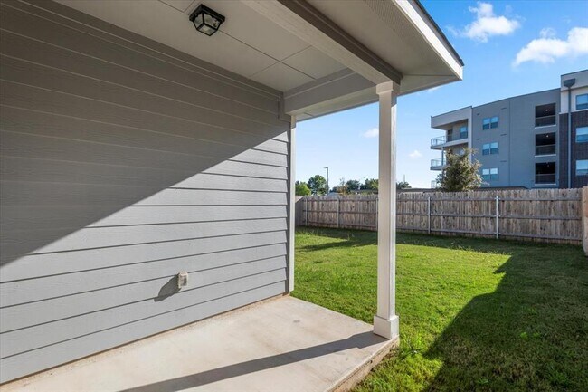 Photo - 2711 Totley Rd