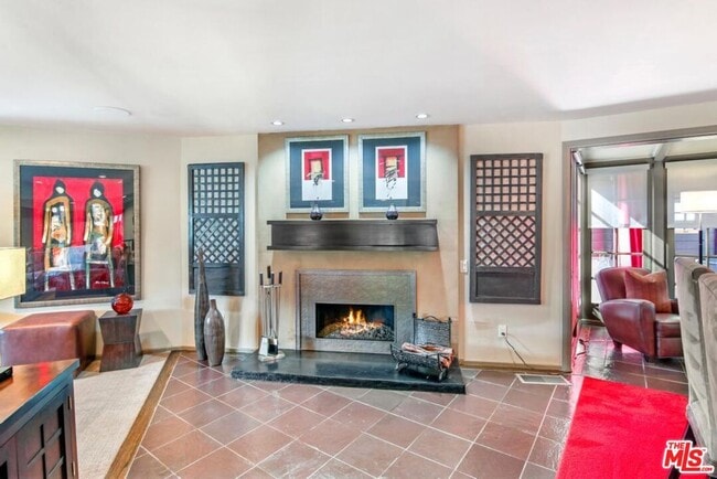 Photo - 3200 Primera Ave