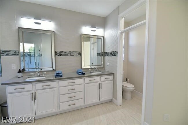 Building Photo - 385 Glenridding St Rental