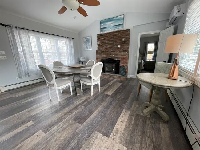 Photo - 297 Swansom Rd