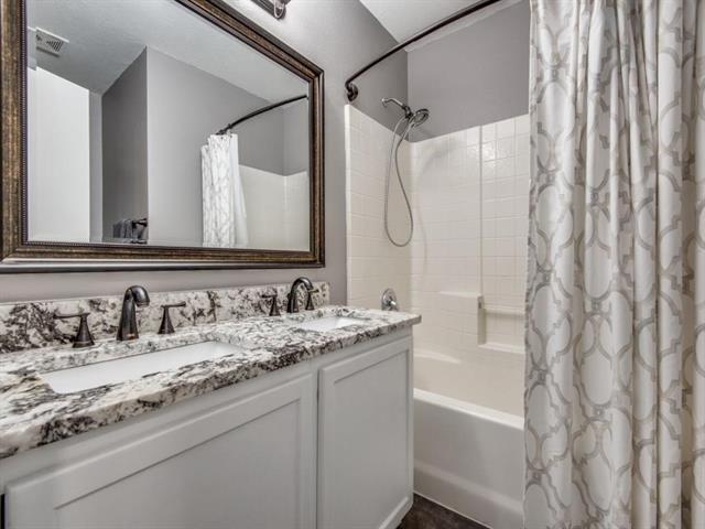 3308 Jacobs Dr
