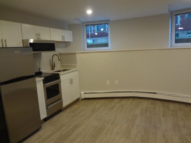 Photo - 15 Seaverns Ave