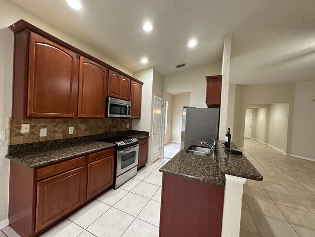 Photo - BEAUTIFUL SPACIOUS 3 BEDROOM 2  BATH SINGLE FAMILY HOME FOR RENT