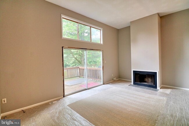 Photo - 449 COLONIAL Ln