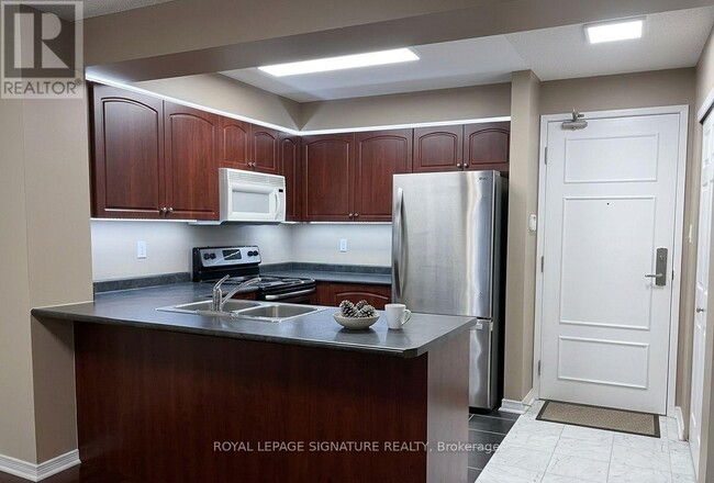 Photo - 330 Red Maple Rd Unit 707