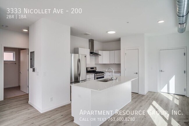 Photo - 3333 Nicollet Ave Unit 200