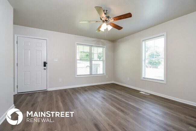 Photo - 2834 Edwards St