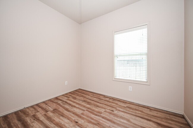 Photo - 20915 Penny Rock Ct