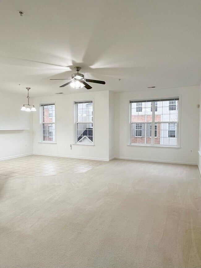 Photo - Sizable End Unit Townhome in Wheaton w/ 2 Car Garage!