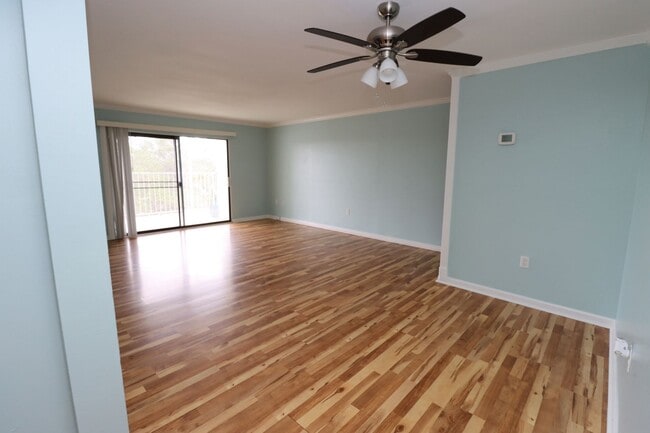Photo - 1825 St Julian Pl Casa