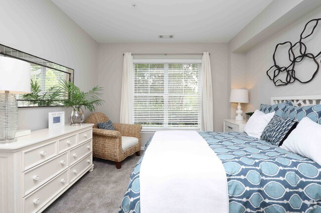 2BR, 2BA - 1,059 SF