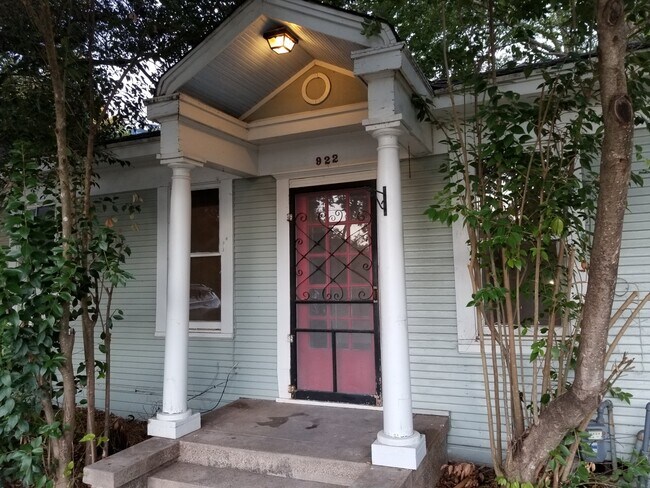 Photo - 922 Howard St Unit 922